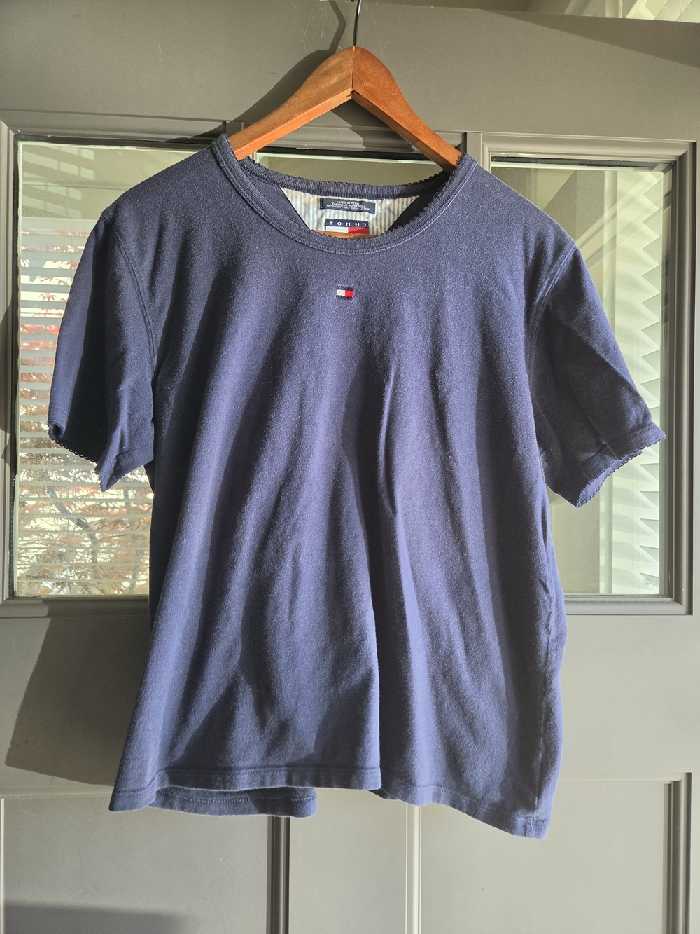 Tommy Hilfiger Y2K Vintage Navy Short Sleeve Crew Tee with Flag Logo